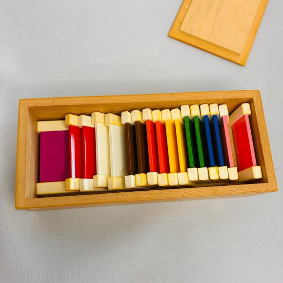 Nienhuis Montessori Second Box of Color Tablets Tertiary Wood Incomplete Age 3+ - Picture 7 of 9